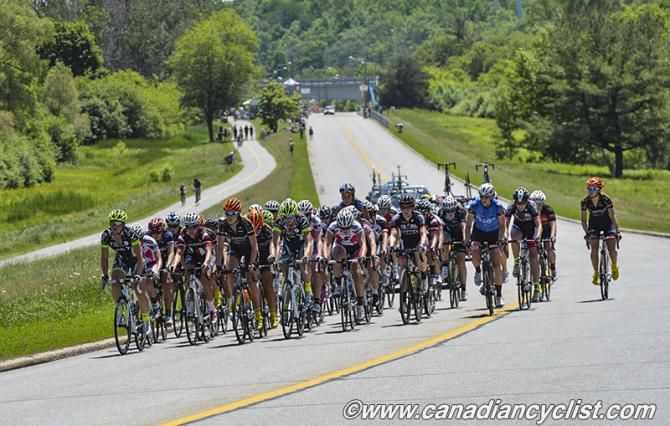 Peloton backed off chasing in final laps