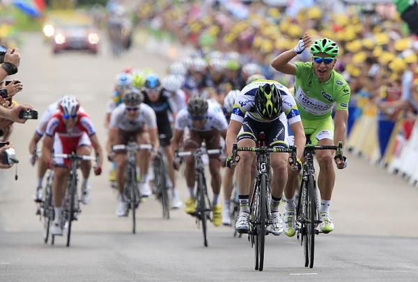 Peter Sagan (Liquigas) protest the finish