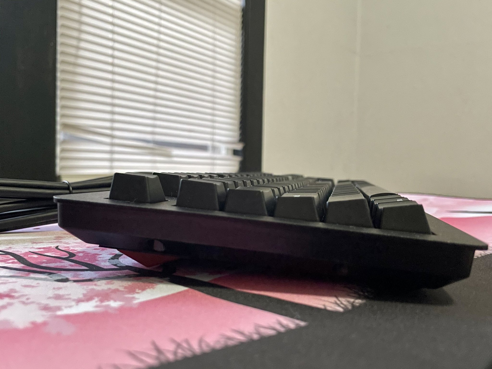 Das Keyboard 4 Professional Side View