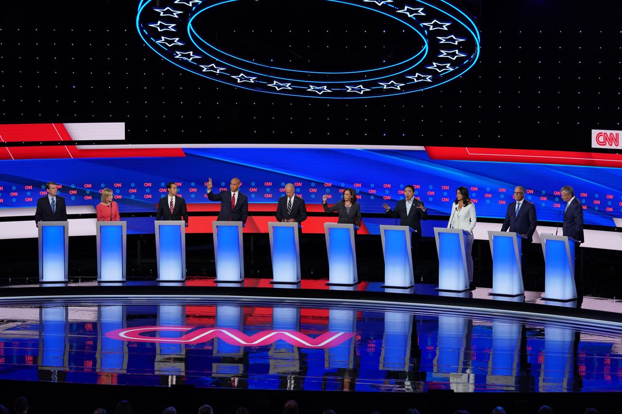 DETROIT, MICHIGAN - JULY 31:Democratic presidential candidates Sen. Michael Bennet (D-CO) (L-R), Sen. Kirsten Gillibrand (D-NY), former housing secretary Julian Castro, Sen. Cory Booker (D-NJ