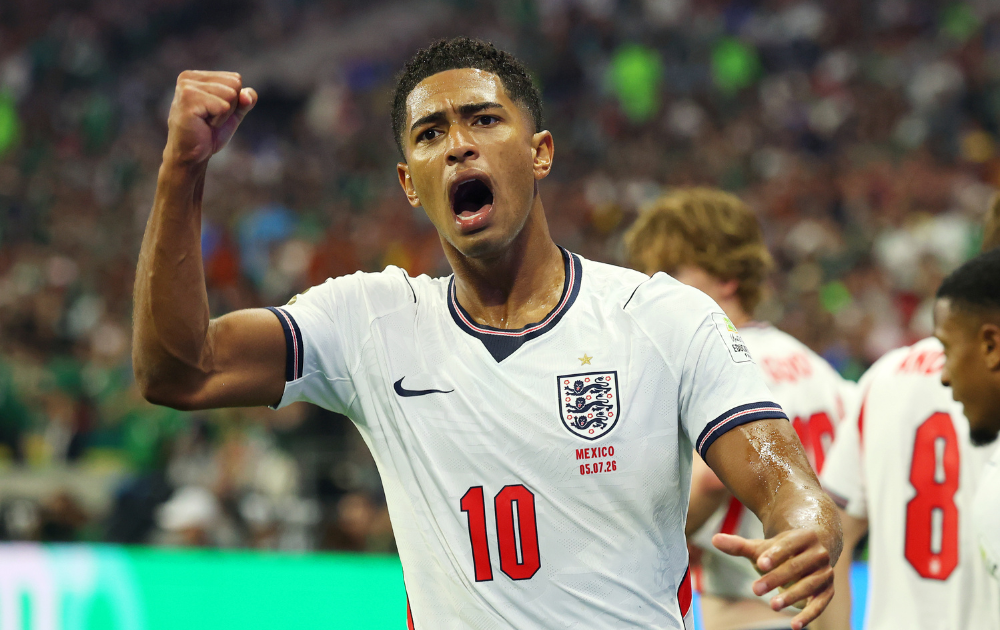 Jude Bellingham #10 of England celebrates his side's third goal scored by Harry Kane #9 (not pictured) during the FIFA World Cup 2026 Round of 16 match between Mexico and England at Mexico City