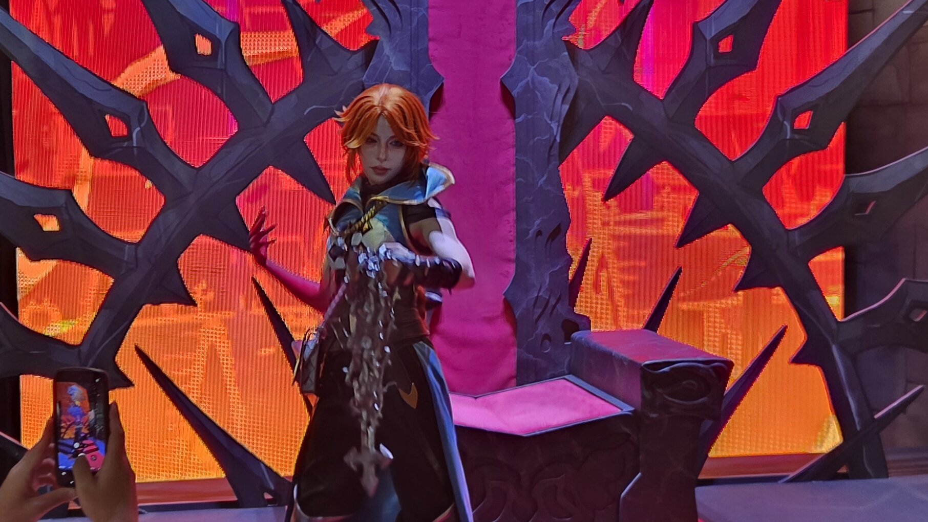 A cosplayer at TGS dressed up as Rose Belmont