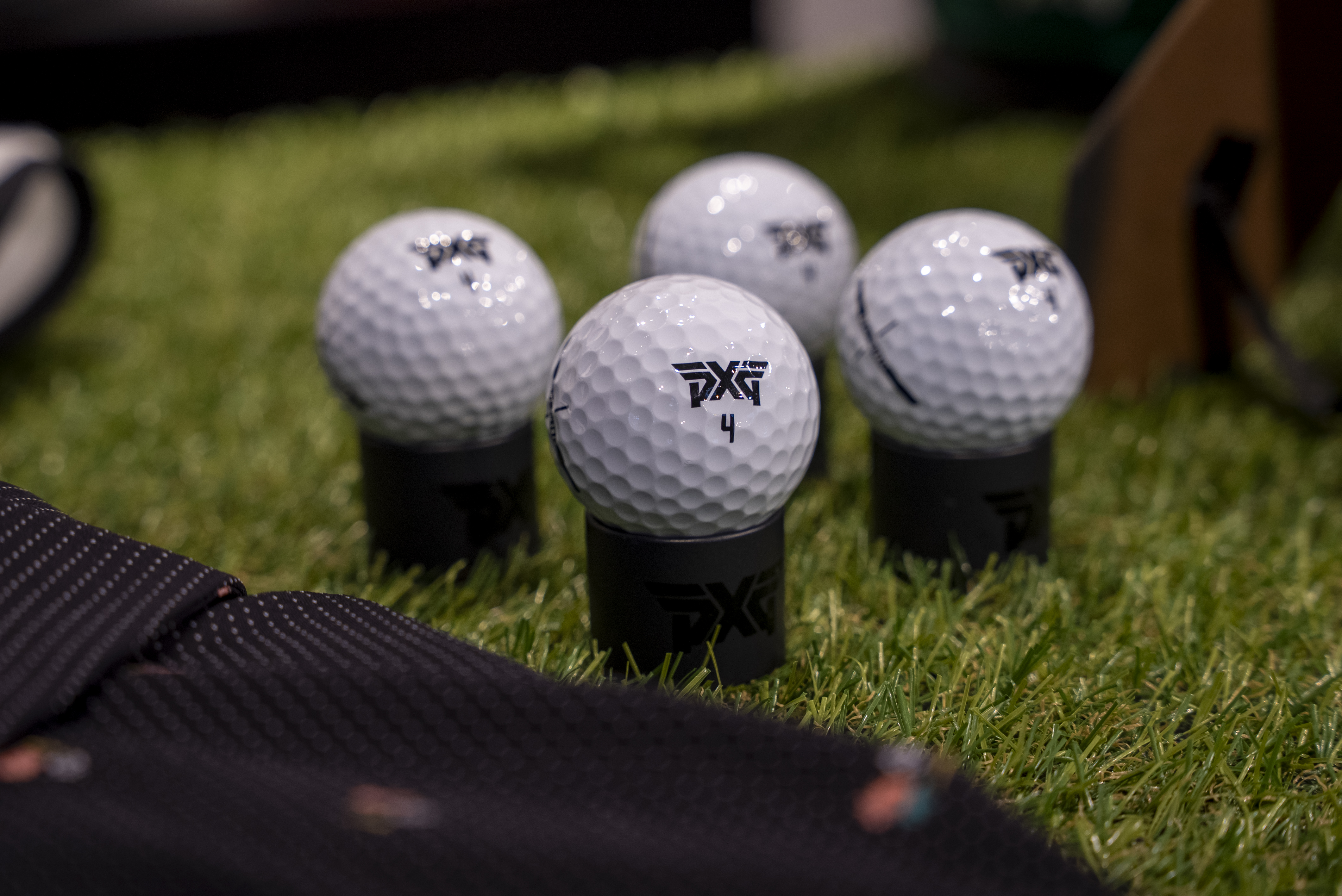 Golfers can use PXG's premium Xtreme Tour and Xtreme Tour X balls during fittings