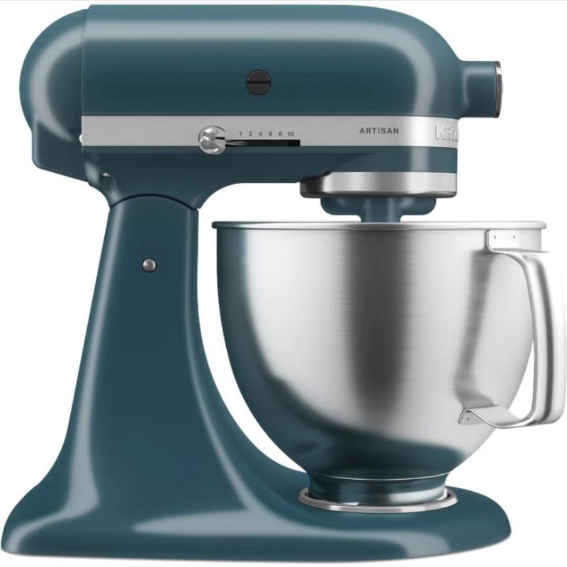 Kitchenaid mixer in Agave