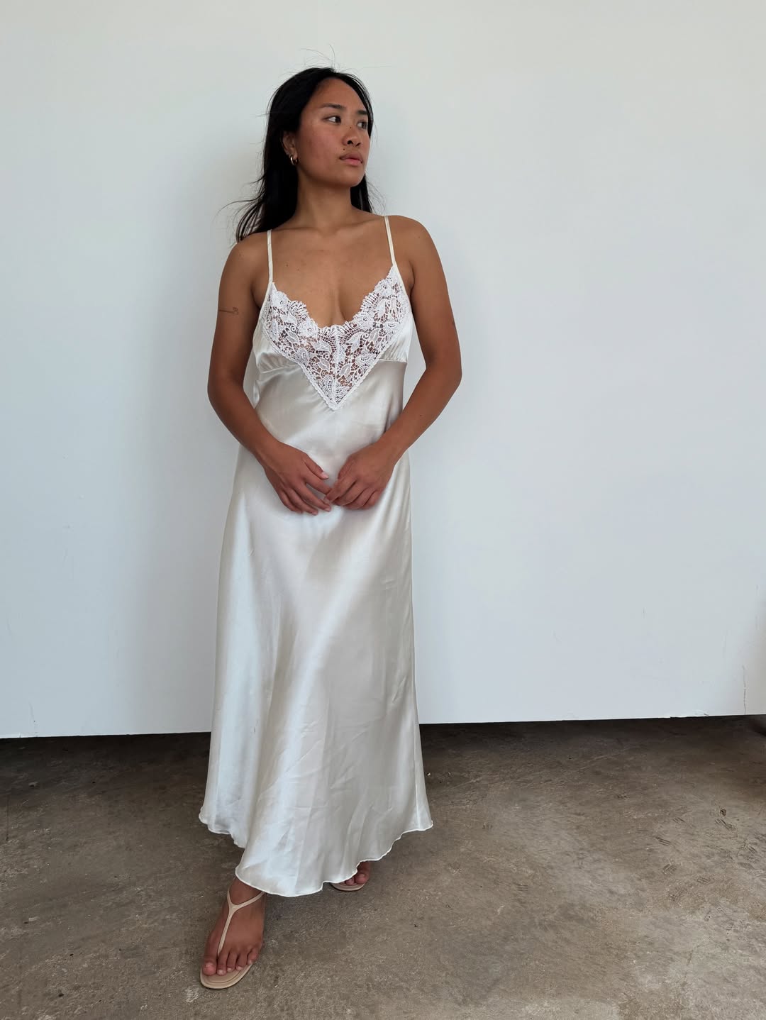 A Guide to Online Vintage Shopping