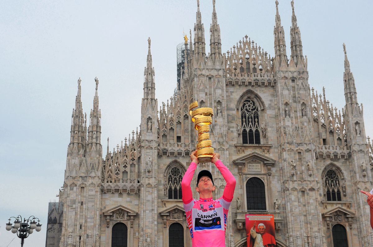 Ryder Hesjedal becomes the first Canadian Grand Tour winner at the 2012 Giro d'Italia