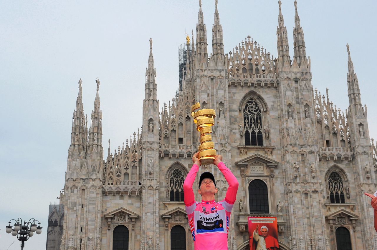 Ryder Hesjedal becomes the first Canadian Grand Tour winner at the 2012 Giro d'Italia