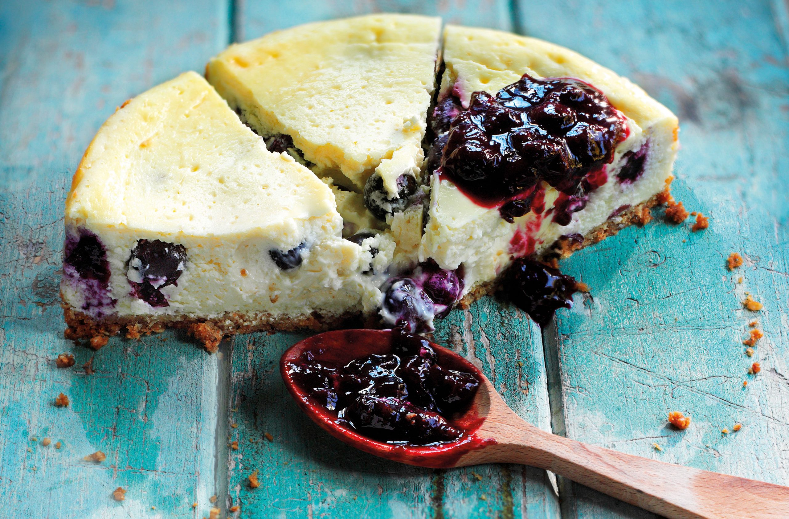 Baked Blueberry Cheesecake Recipes | GoodtoKnow