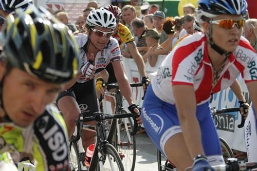 Patrik Sinkewitz amongst the hustle and bustle of the finish.