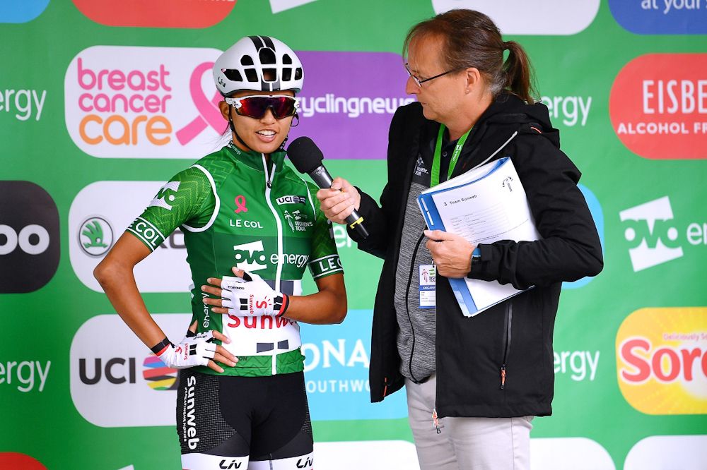 Coryn Rivera in the leader's jersey before the start of stage 4 at the OVO Energy Women's Tour