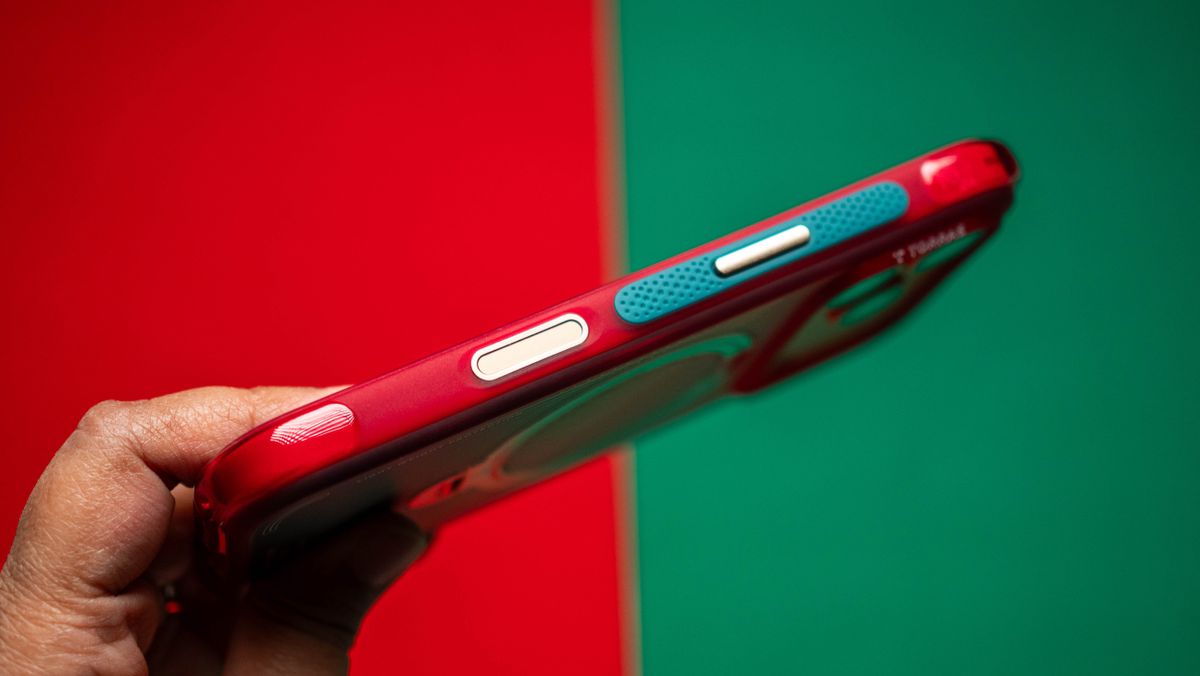 Torras Portugal football collab showing Ostand Q3 Air cases designed for the iPhone 17 Pro