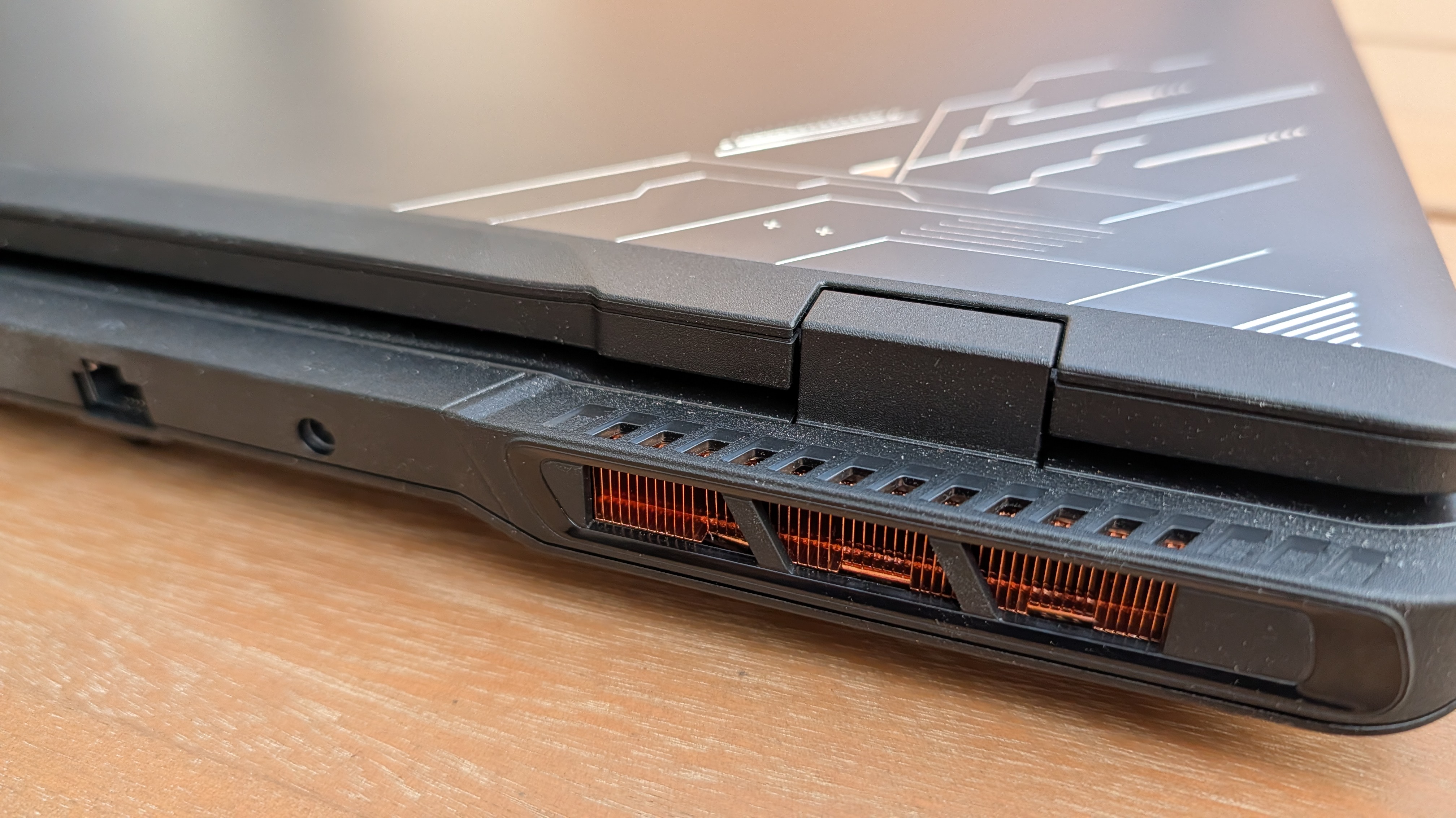 MSI Crosshair 16 HX AI