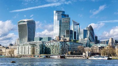 City of London © UrbanImages / Alamy Stock Photo