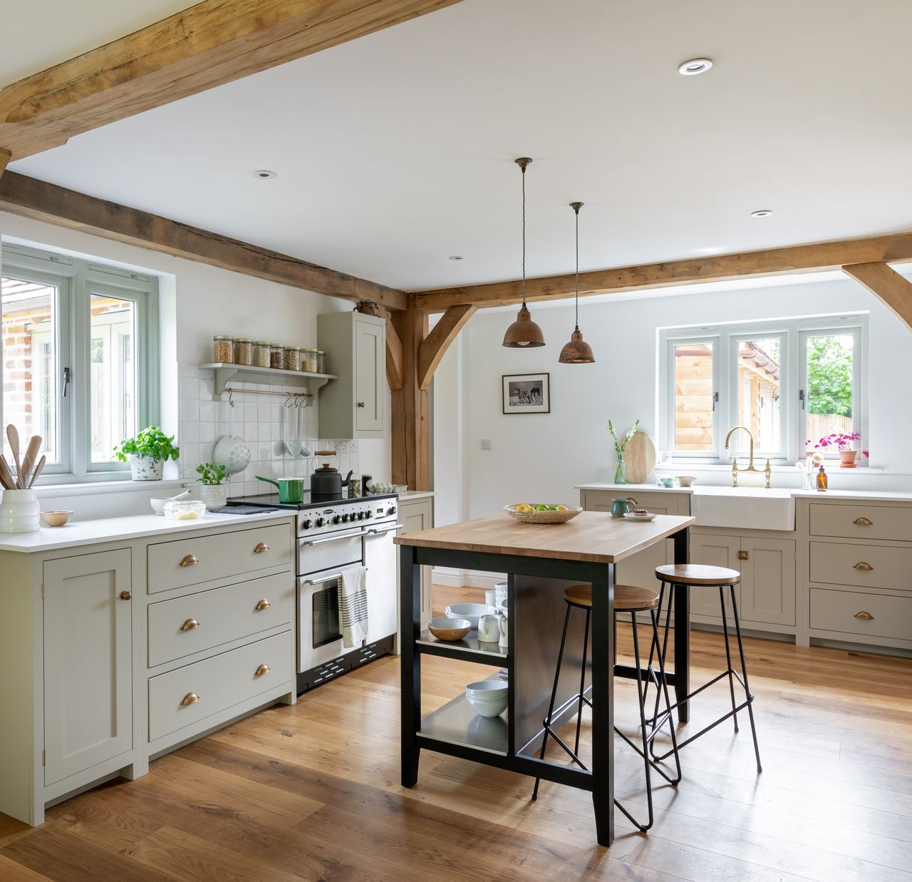 oak framer home with bespoke kitchen and island