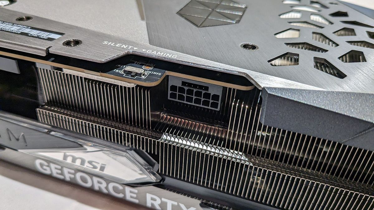 MSI GeForce RTX 4080 Suprim X power input and BIOS switch
