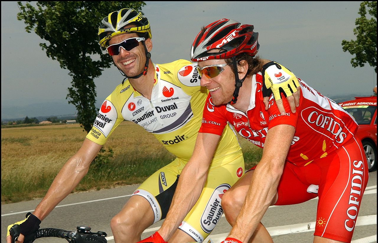 Millar with compatriot Bradley Wiggins in the Dauphine 2007