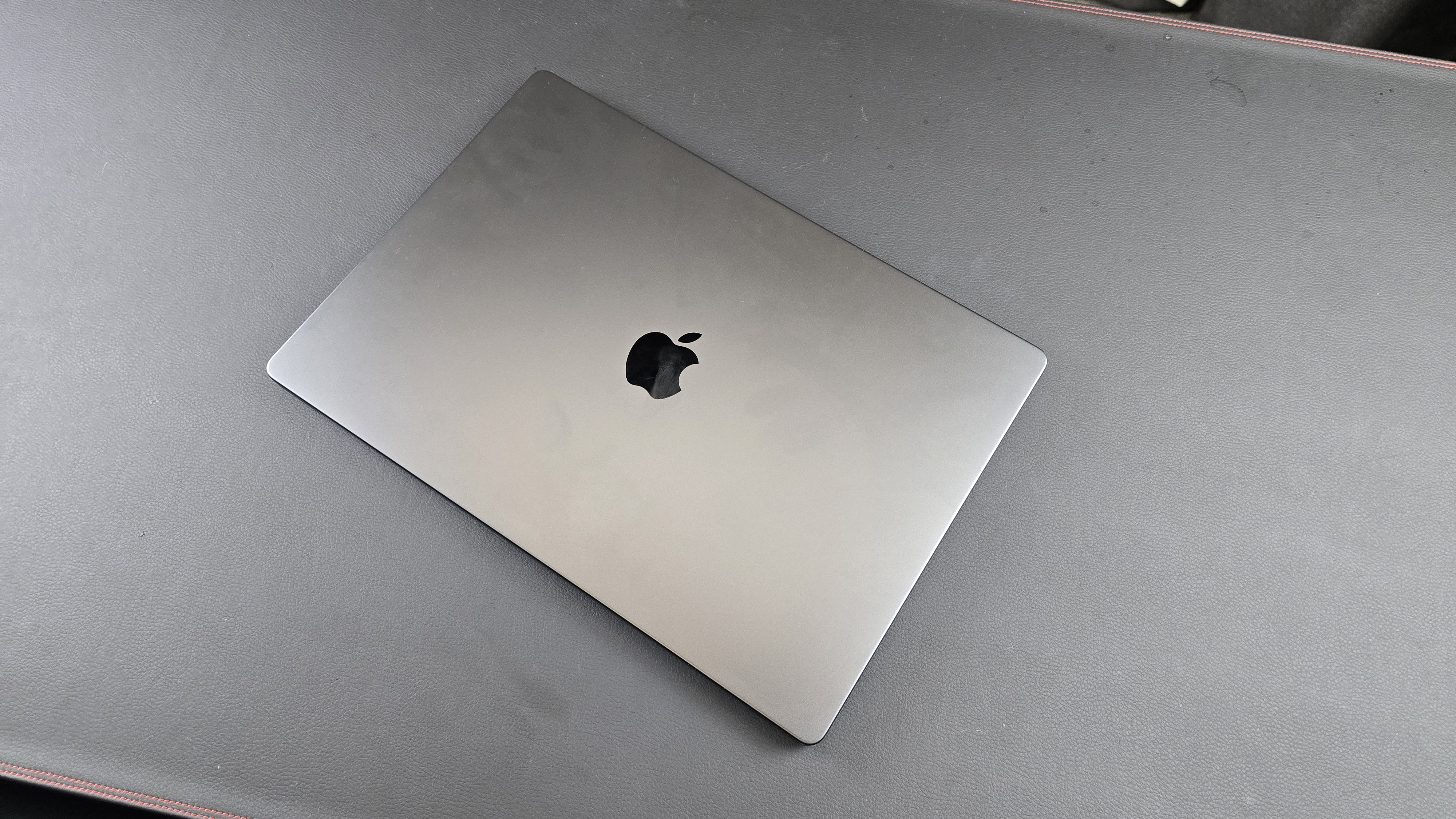 16-inch MacBook Pro with M4 Pro chip in a studio being used