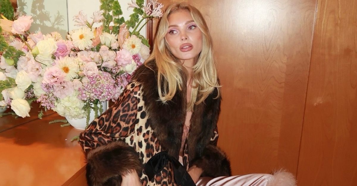 3 Romantic Lace-Tights Outfits to Re-Create This Spring