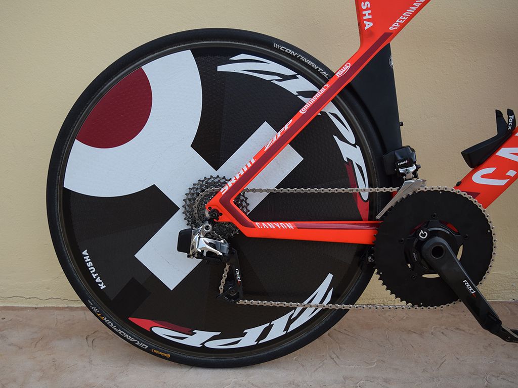 Martin's disc rear wheel is fully branded with the Katusha Sports logo