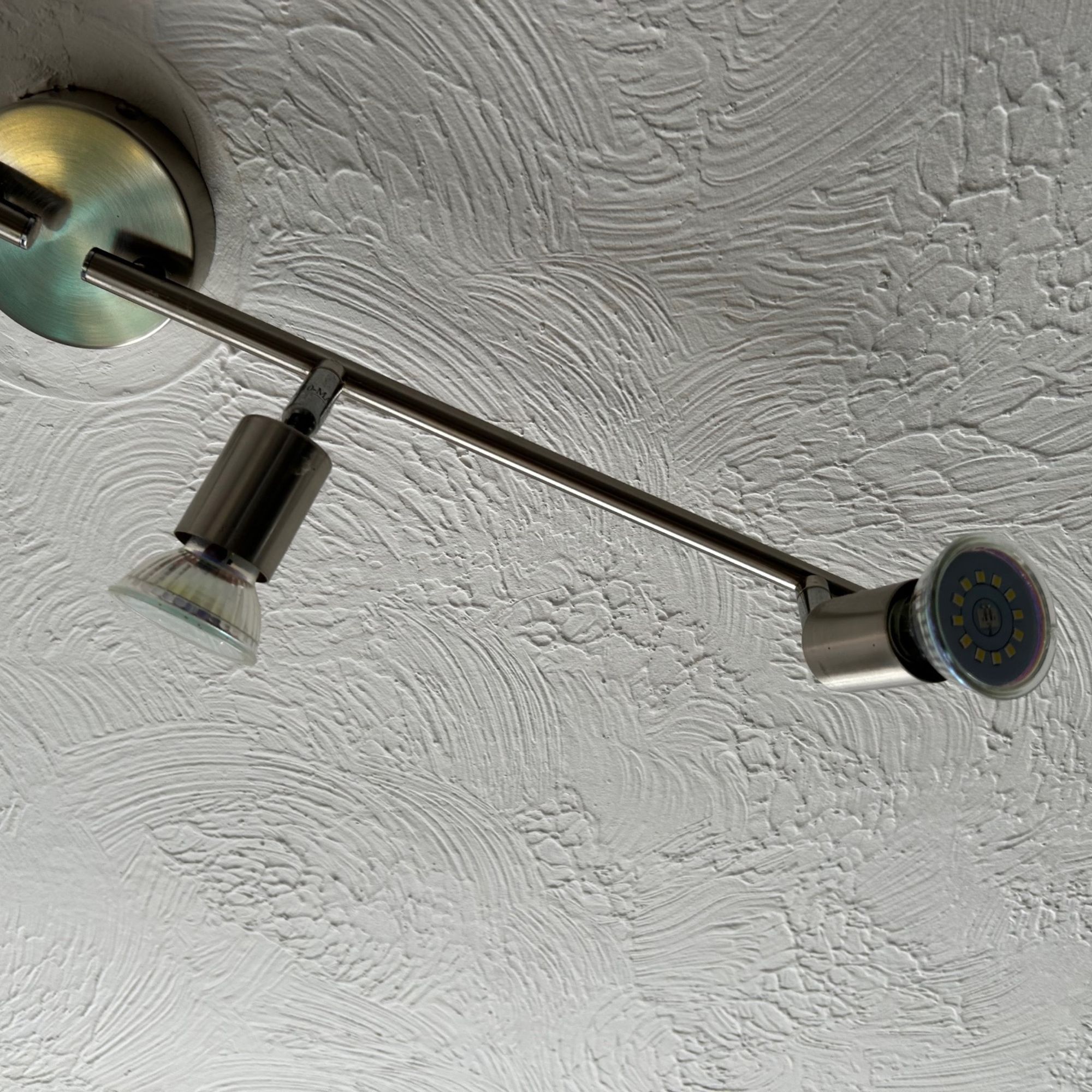 Metal ceiling light fitting with LED bulbs