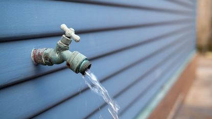 How to Increase Water Pressure in Garden Hose