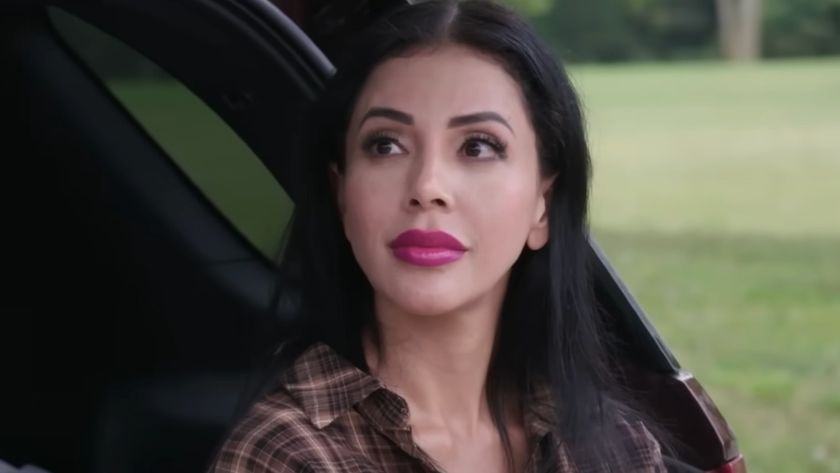 Jasmine being upset with Gino for saying he wants a divorce. 