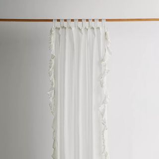 white ruffle curtains