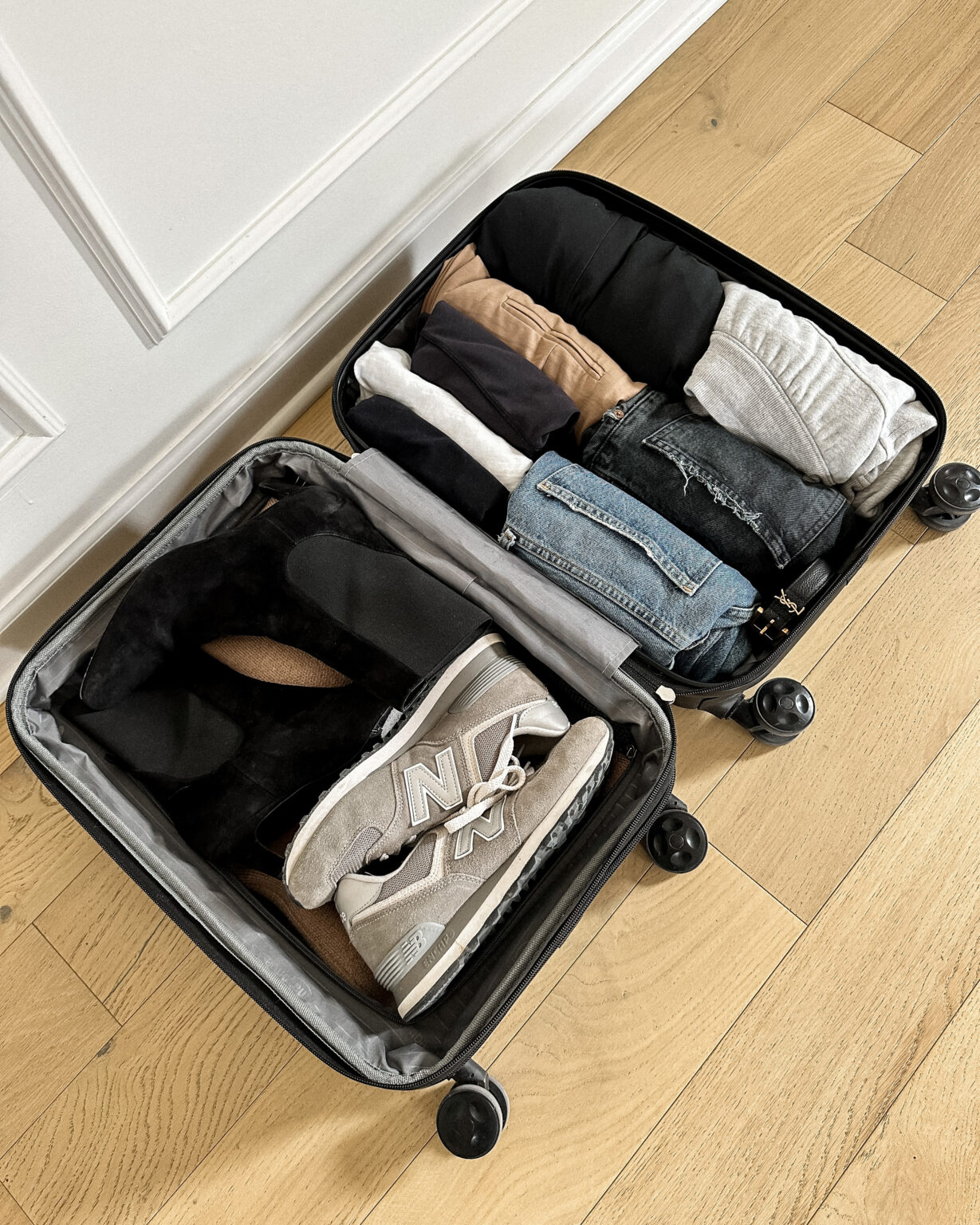 amy jackson packing