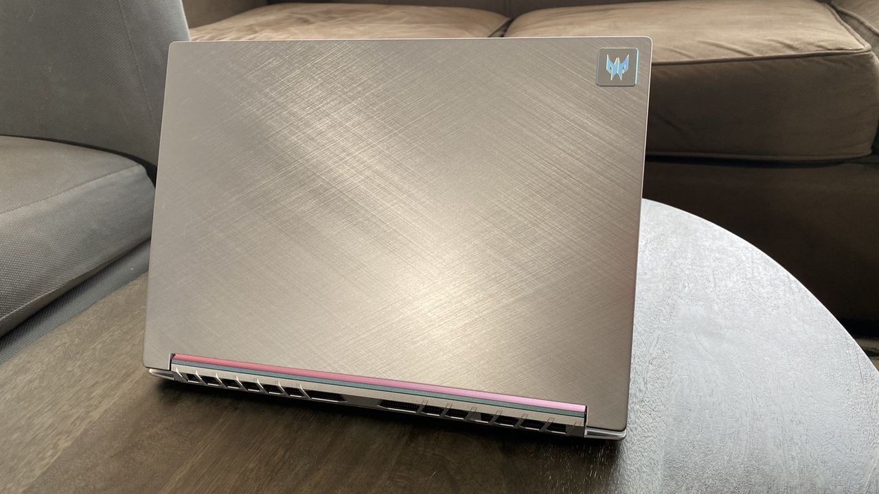 Acer Predator Triton 300 SE