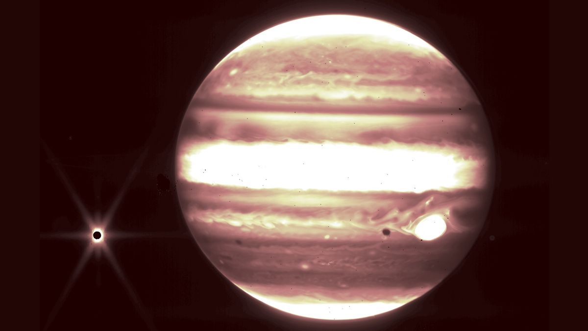 'Bonus' Webb Telescope images showcase Jupiter's Great Red Spot, rings, moons an..
