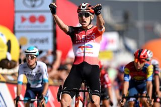 Stage 3 - Tour de Pologne stage 3: Ben Turner wins in Wałbrzych while race leader Paul Lapeira involved in crash leading to race neutralisation with 22km to go