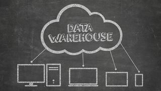 data warehouse cloud pointing down to different devices