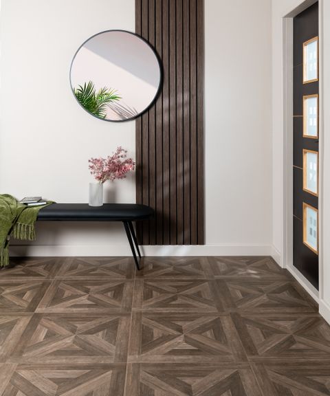 8 small landing ideas to make this space feel bigger | Homebuilding