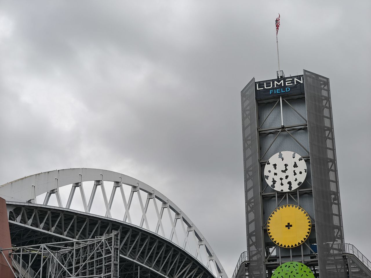 A tower with the words "Lumen Field" on it