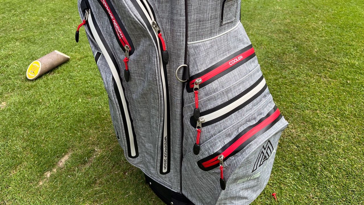 The front pockets on the Aqua Tour 3 cart bag