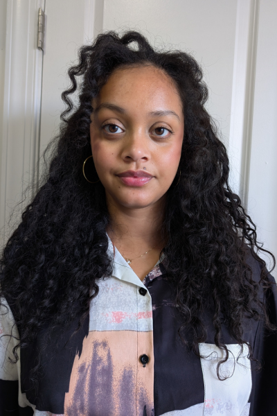 Photos of tester Shauna Beni-Haynes before and after using Dove Advanced Dry Shampoo Workout Refresh