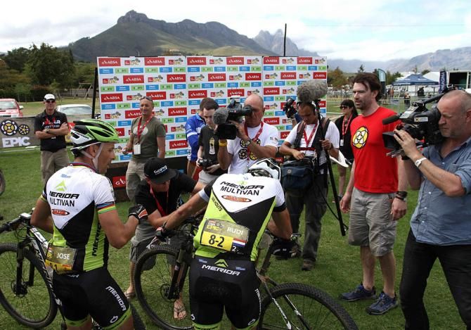 General view of the interview area during stage 6