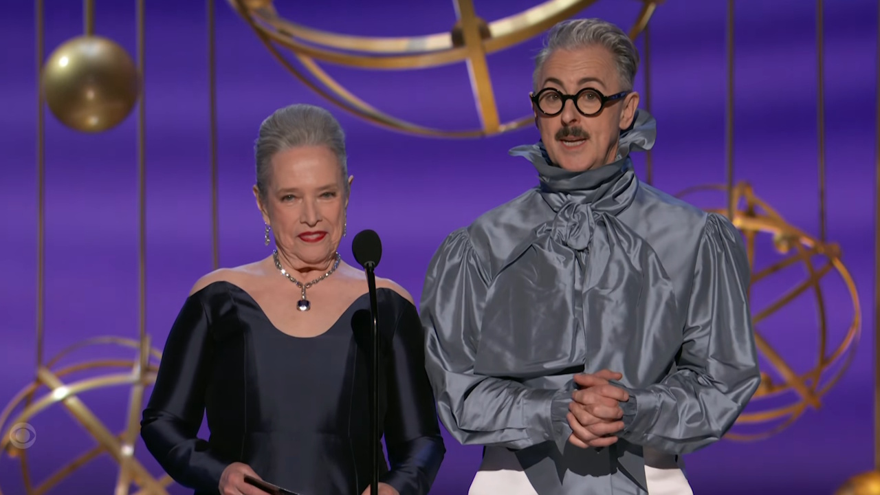 Kathy Bates and Alan Cumming present at the 2025 Emmy Awards.