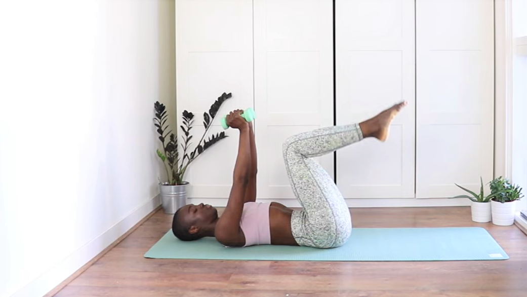 a photo of instructor Isa Welly teaching a Pilates clasa