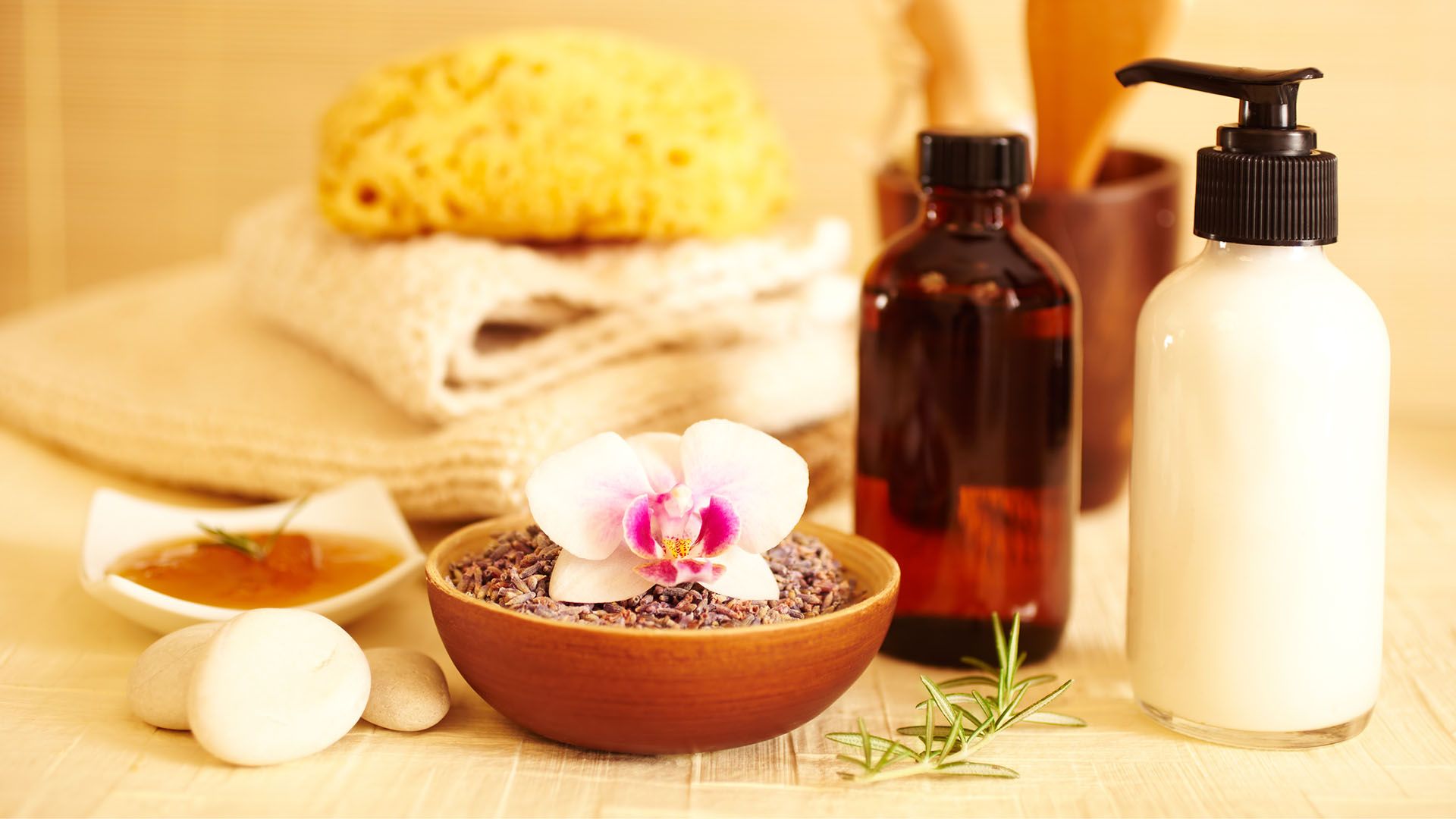 image of spa-like products in bathroom