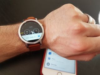 Android Wear and iPhone