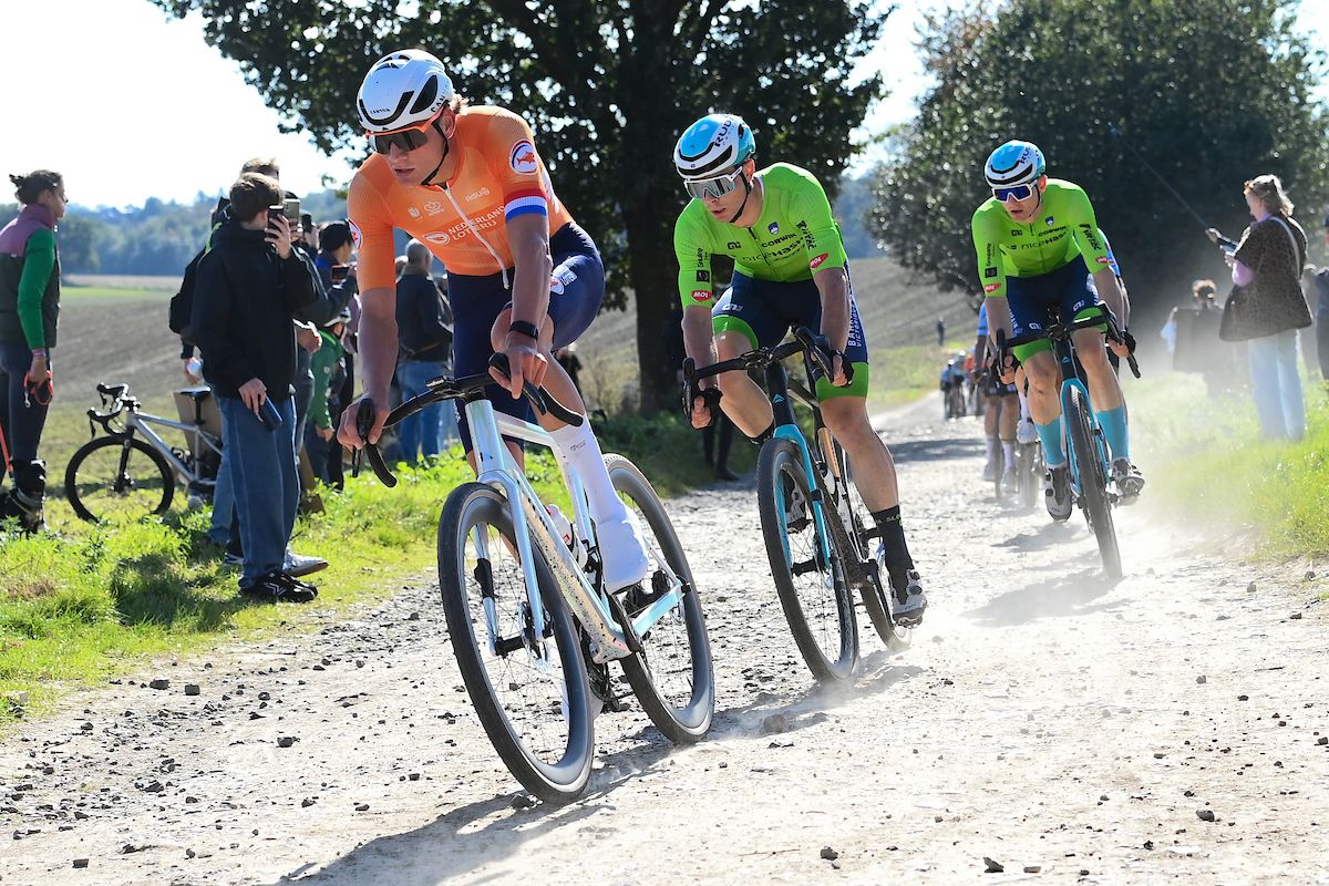 Matheiu van der Poel on the way to victory in the 2024 UCI Gravel World Championships