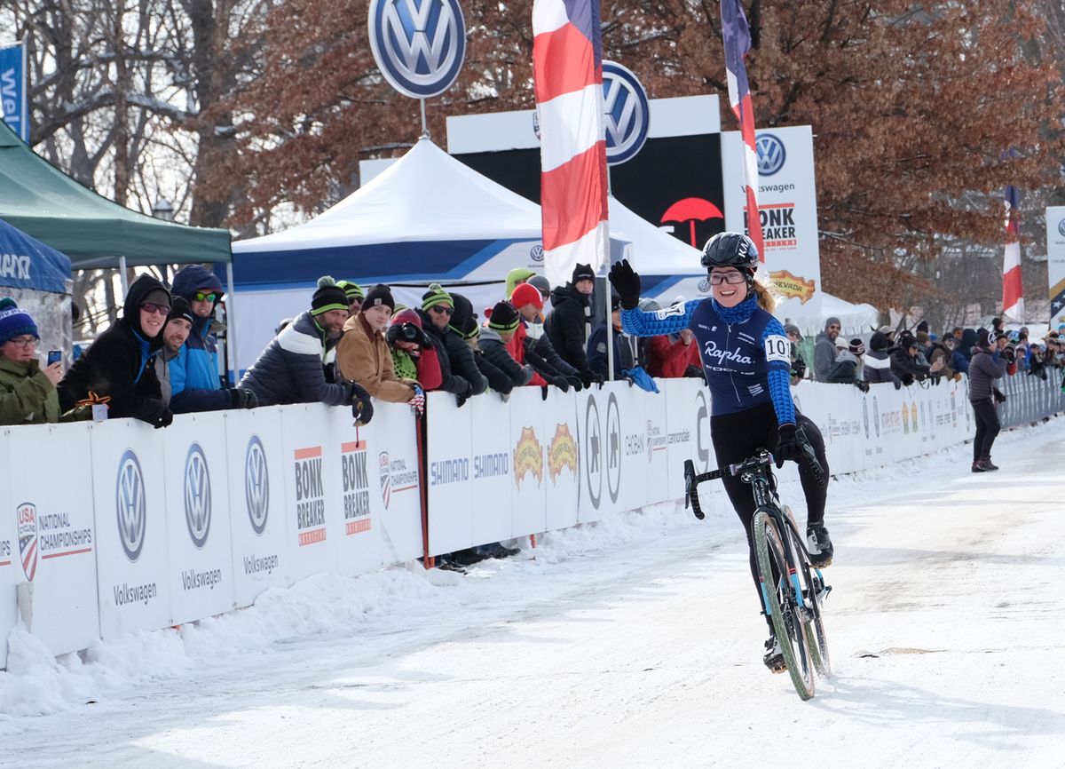 Ellen Noble (Aspire Racing) wins the U-23 Womens National Championship