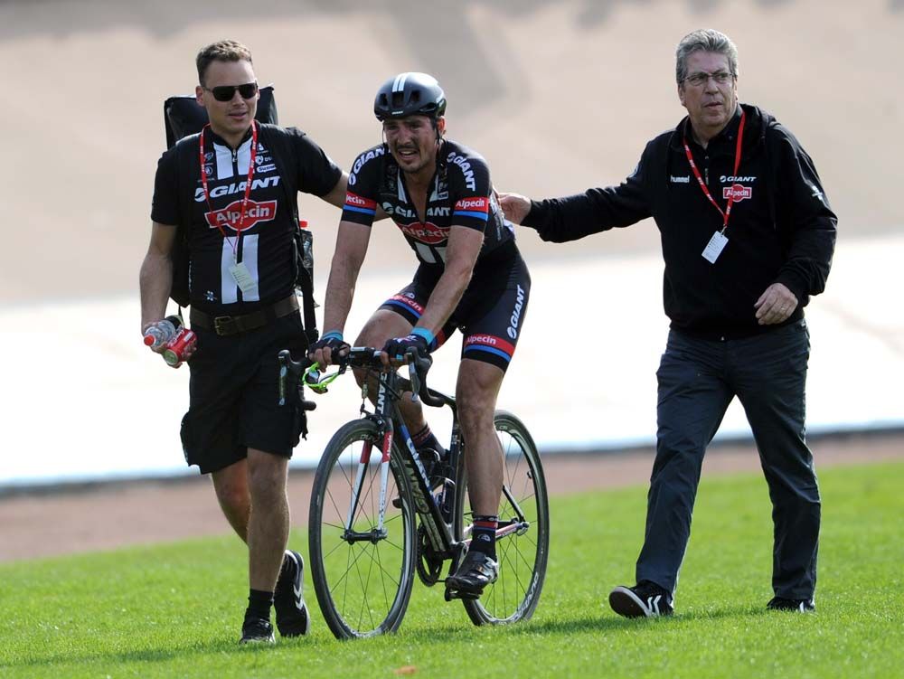 John Degenkolb (Giant-Alpecin) heads to the podium