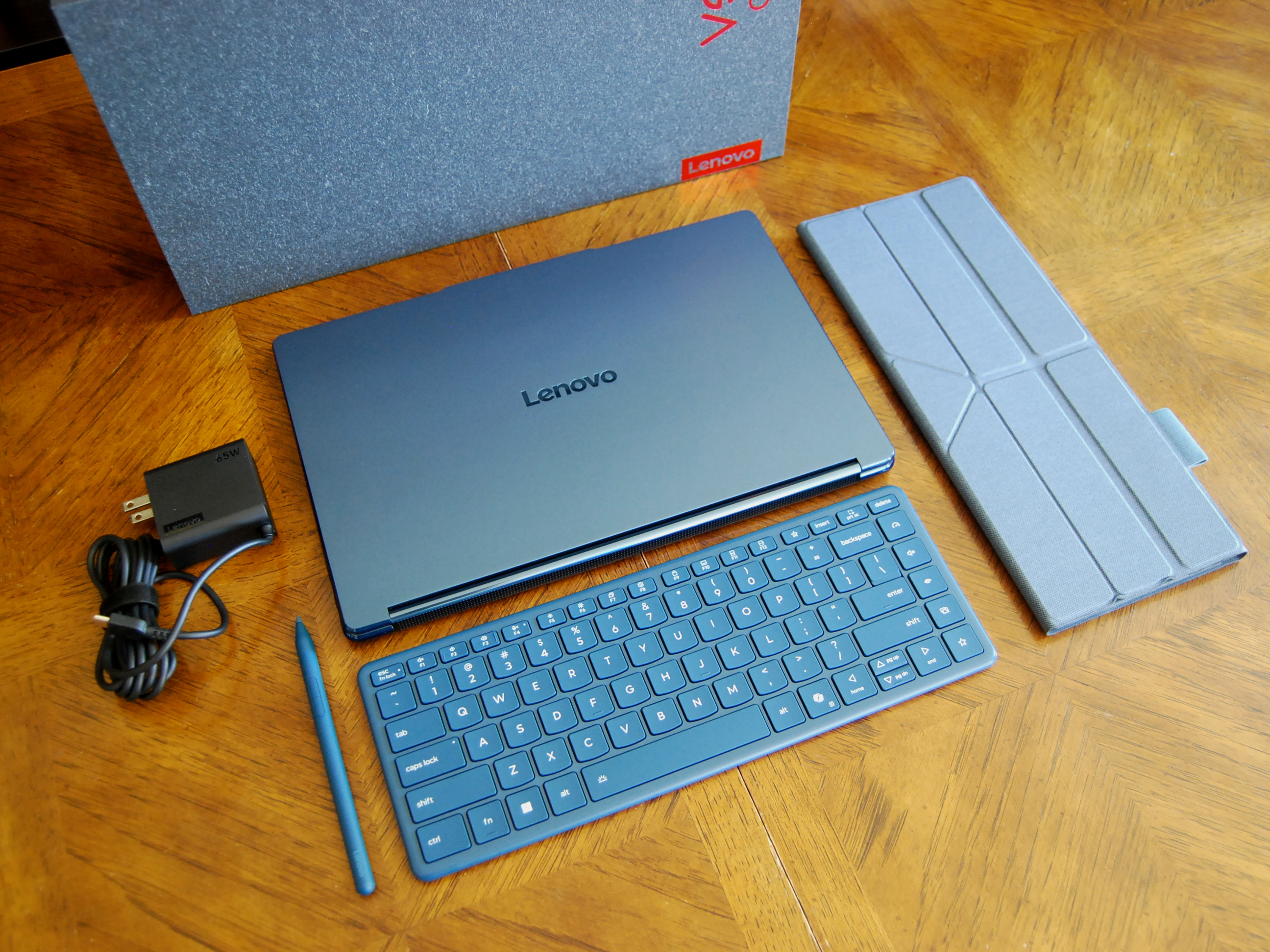 Lenovo Yoga Book 9i 14" (Gen 10)