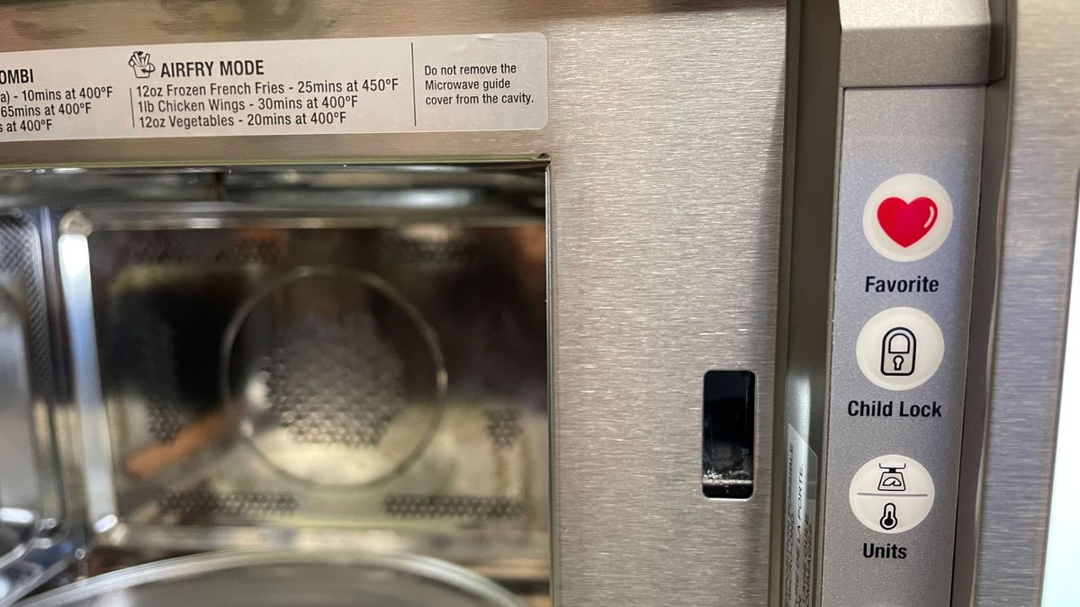 Breville BMO870BSS1BUC1 Combi Wave Microwave review | Top Ten Reviews