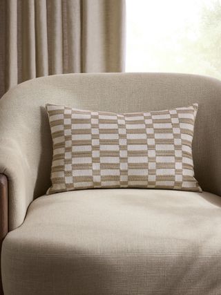 Natural N. Premium Stripe Cushion