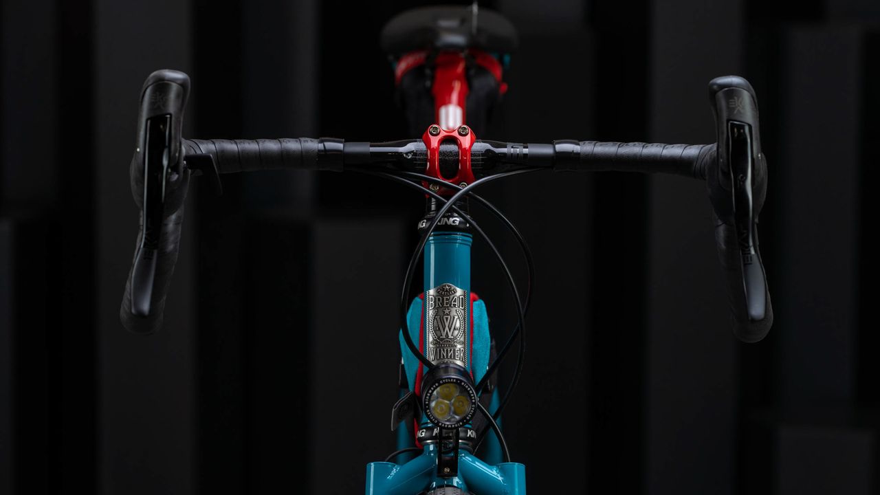 Enve Builders Roundup 2022 - Breadwinner G-Road