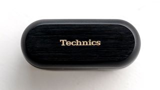Technics EAH-AZ80 earbuds closed case.