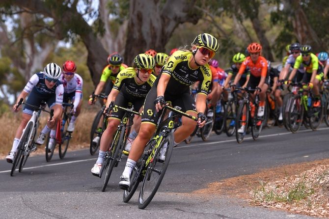 Sarah Roy (Mitchelton-Scott) finished second on stage 1